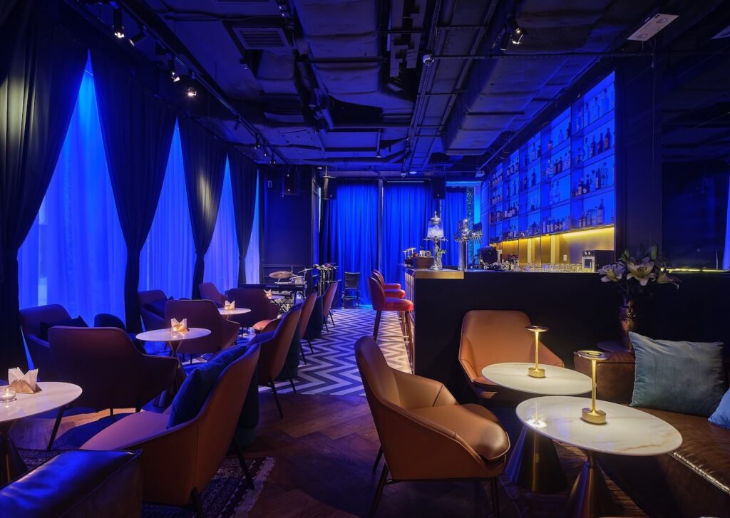 Elite Concepts launches TAKE 5 at H Queen's, a rare live music bar and cocktail venue tucked within its new Central restaurant AVALON — and it may be the most considered drinking den Hong Kong has seen in years.
