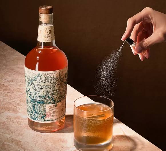 Every Style of Gin Explained — And the 25 Bottles Worth Drinking Right Now