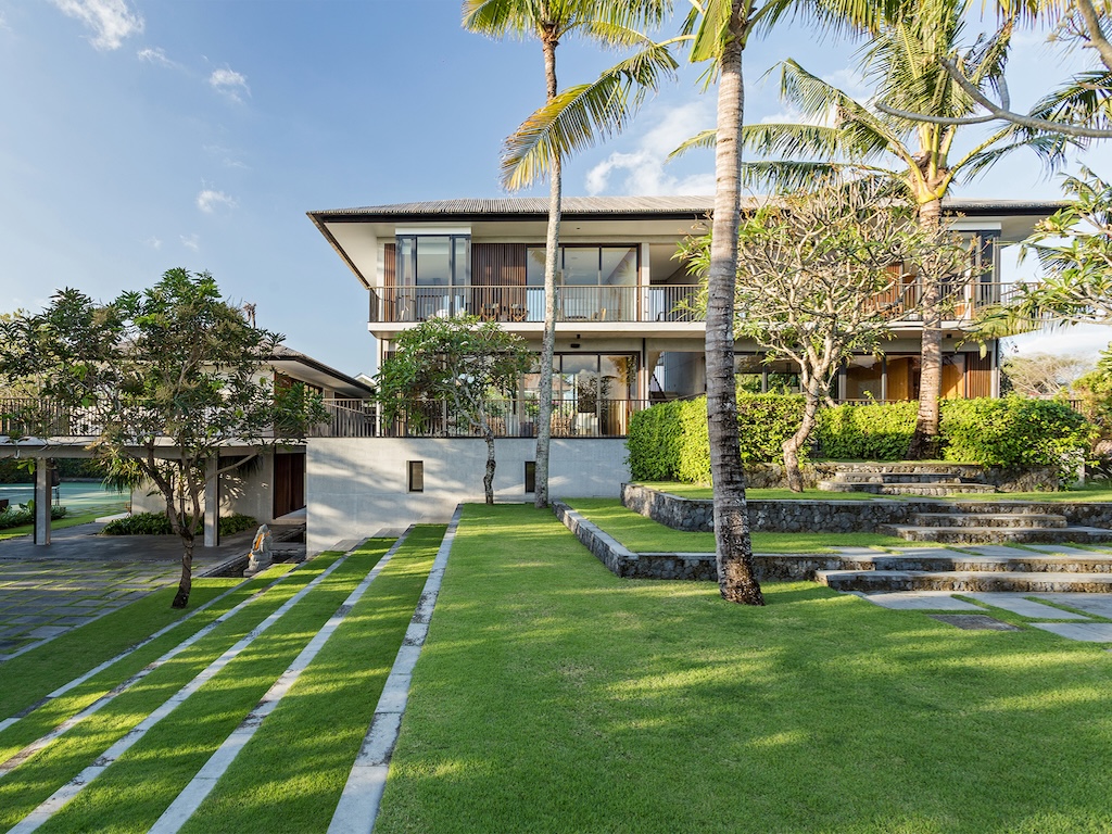 Welcome to the Capitalist Republic of Canggu: crypto-bro theatre, digital-nomad hideout, and world-class beach-club paradise. Here is how to enjoy all of it in 48 hours.