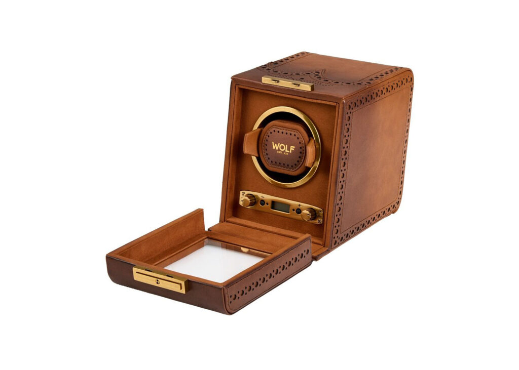 WOLF 1834 Brogue collection watch winder in burnished plant-based leather, Hong Kong