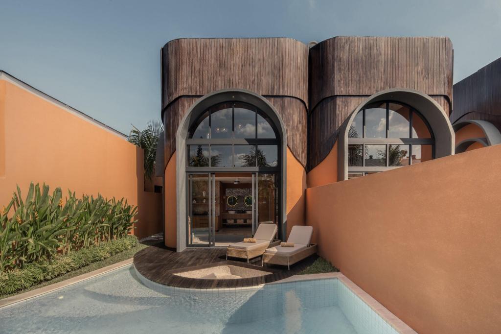Welcome to the Capitalist Republic of Canggu: crypto-bro theatre, digital-nomad hideout, and world-class beach-club paradise. Here is how to enjoy all of it in 48 hours.